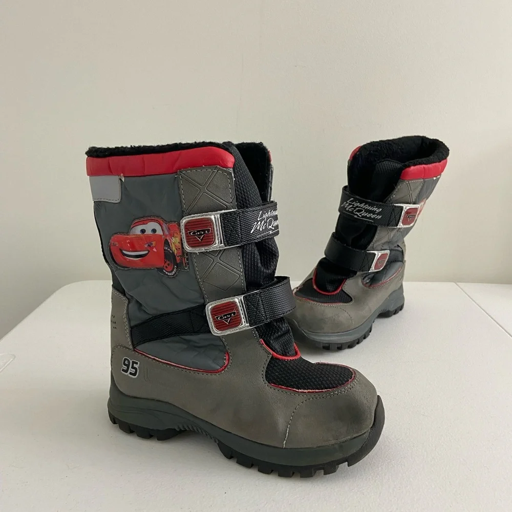Cars Boy’s‎ lightning McQueen insulated Velcro snow boots size 3